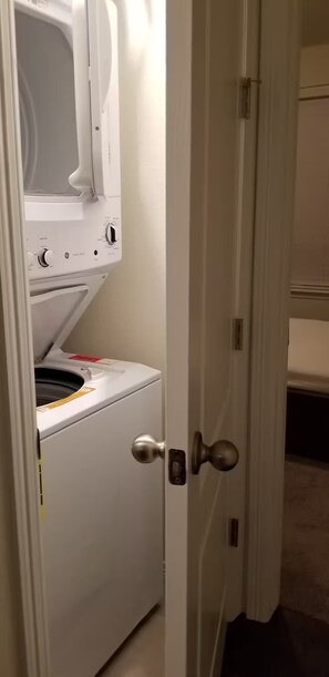 Interior - Luxery Parker suite with full amenities , Near DTC, Downtown & Red Rocks (Parker)