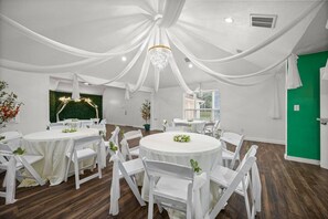Banquet hall