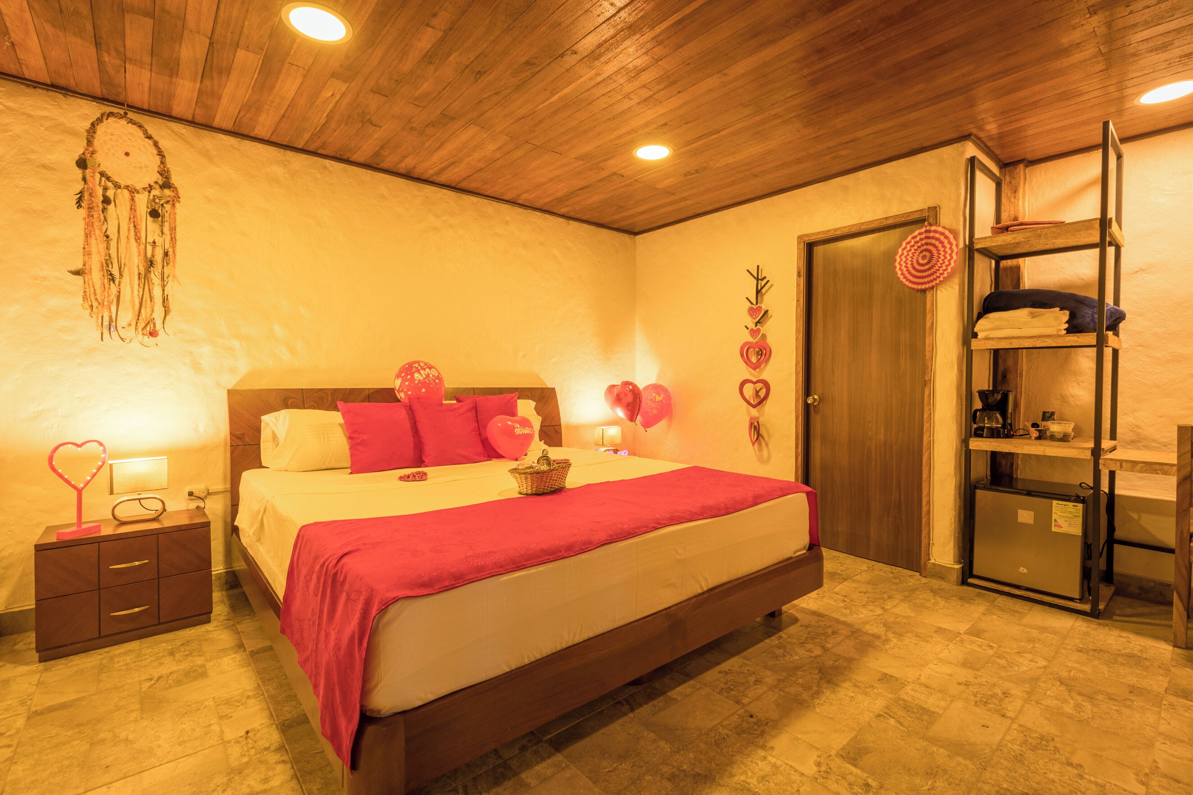 Comfort Cabin, River View | Minibar, in-room safe, individually decorated, individually furnished