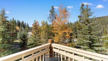 Studio (3 Bedrooms) | Exterior