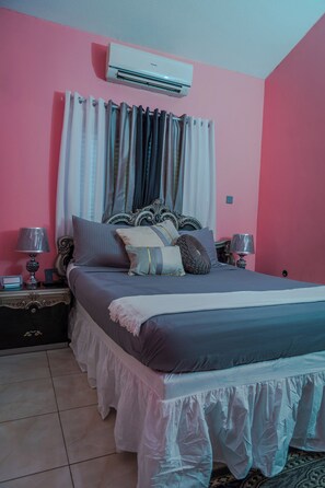 1 Schlafzimmer, Bügeleisen/Bügelbrett, WLAN, Bettwäsche