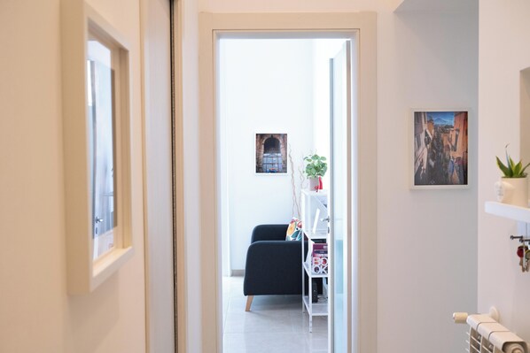 Interior - Feel Naples New, Comfortable, bright and central 2 min from Metro! (Napoli)