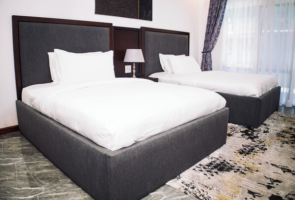 Appartement Standard, 2 chambres, non-fumeurs, patio | Bureau, espace de travail pour ordinateur portable, Wi-Fi gratuit