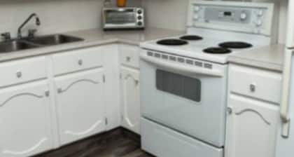 Newly renovated one bedroom apartment home away from home next to Bower mall.