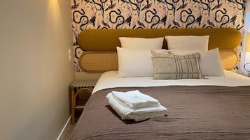 Nhà | 6 phòng ngủ, trang bị nội thất với thiết kế riêng biệt