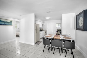 Iron/ironing board, WiFi, bed sheets, wheelchair access