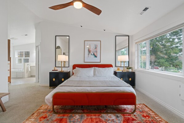 9 bedrooms, iron/ironing board, WiFi, bed sheets