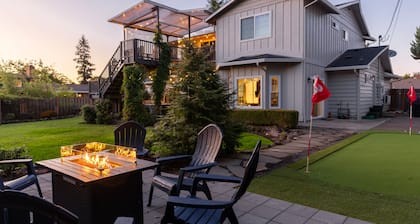 9 Bedroom, Hot Tub, Sauna, Patios, Golf, Game Room, Professionally Designed Home