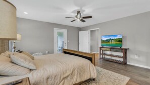 3 bedrooms, iron/ironing board, WiFi, bed sheets