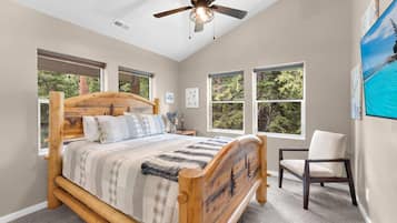 7 bedrooms, travel crib, WiFi, bed sheets