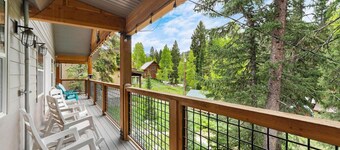 Silver Fork Chalet - Hot Tub & 18+ Beds