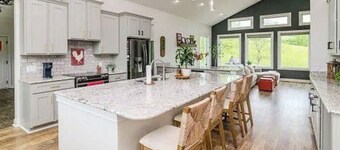 Charming Kentucky Ranch
Sharpsburg Ky