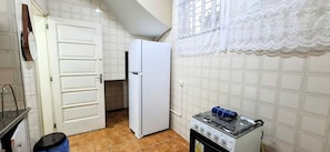 Refrigerador, microondas