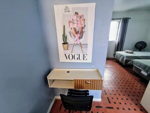 四人房 | 防过敏的被褥、遮光窗帘、熨斗/熨板、免费 WiFi