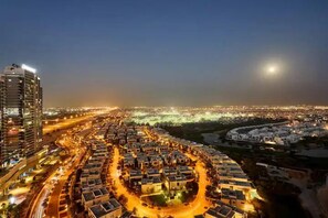 Balcony view - Vogue | Golf Gate Damac Hills near First Avenue Mall (Dubai)