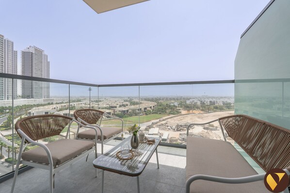 Balcony - Vogue | Golf Gate Damac Hills near First Avenue Mall (Dubai)