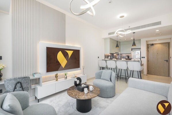 Luxury Apartment, Balcony, City View | Living area
