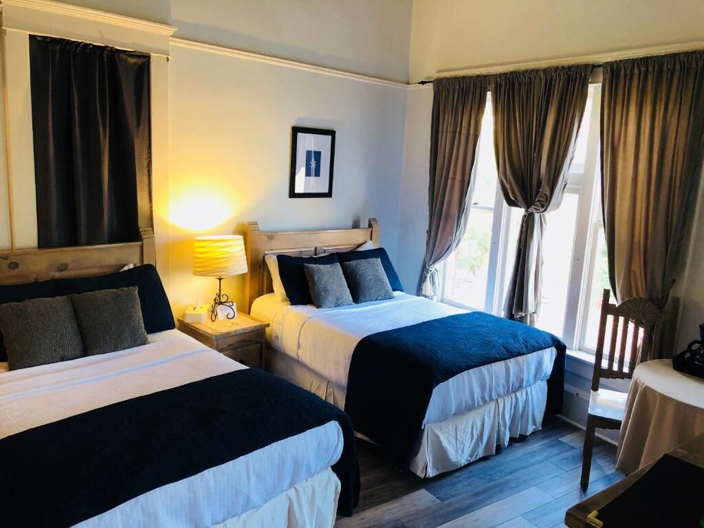 Iron/ironing board, free WiFi