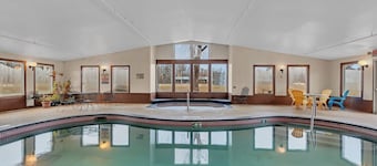 Nisswa Hotel – King Jacuzzi & Kitchenette #202