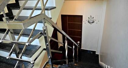 Bholashankara Vasavi Annapurna Satram