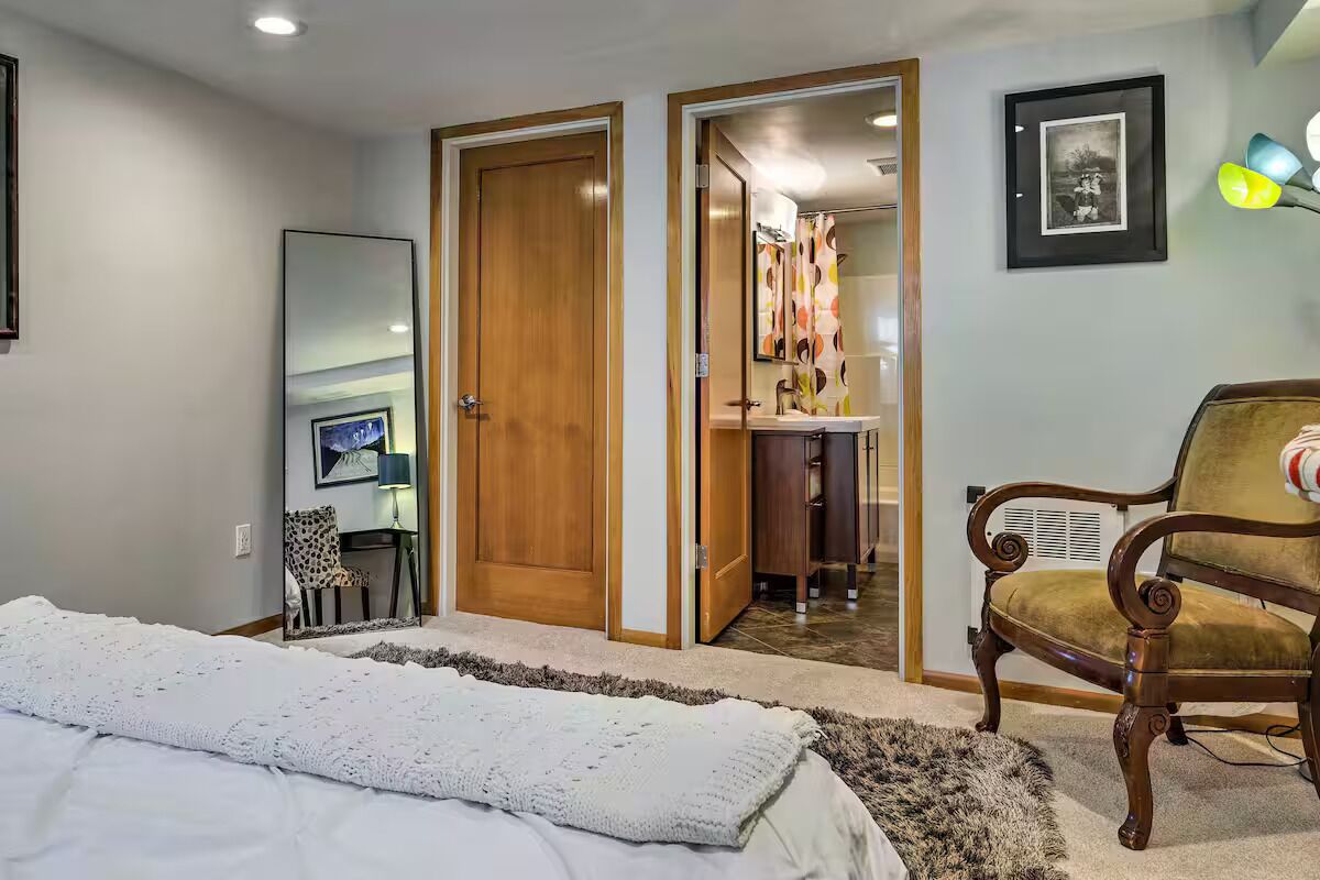 1 bedroom, iron/ironing board, free WiFi, bed sheets