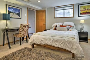 1 chambre, fer et planche à repasser, Wi-Fi gratuit, draps fournis