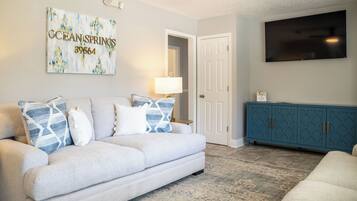 智能電視、乒乓球設施