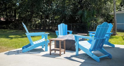 The Audrey - includes golf cart! Close to the beach & downtown Ocean Springs!!