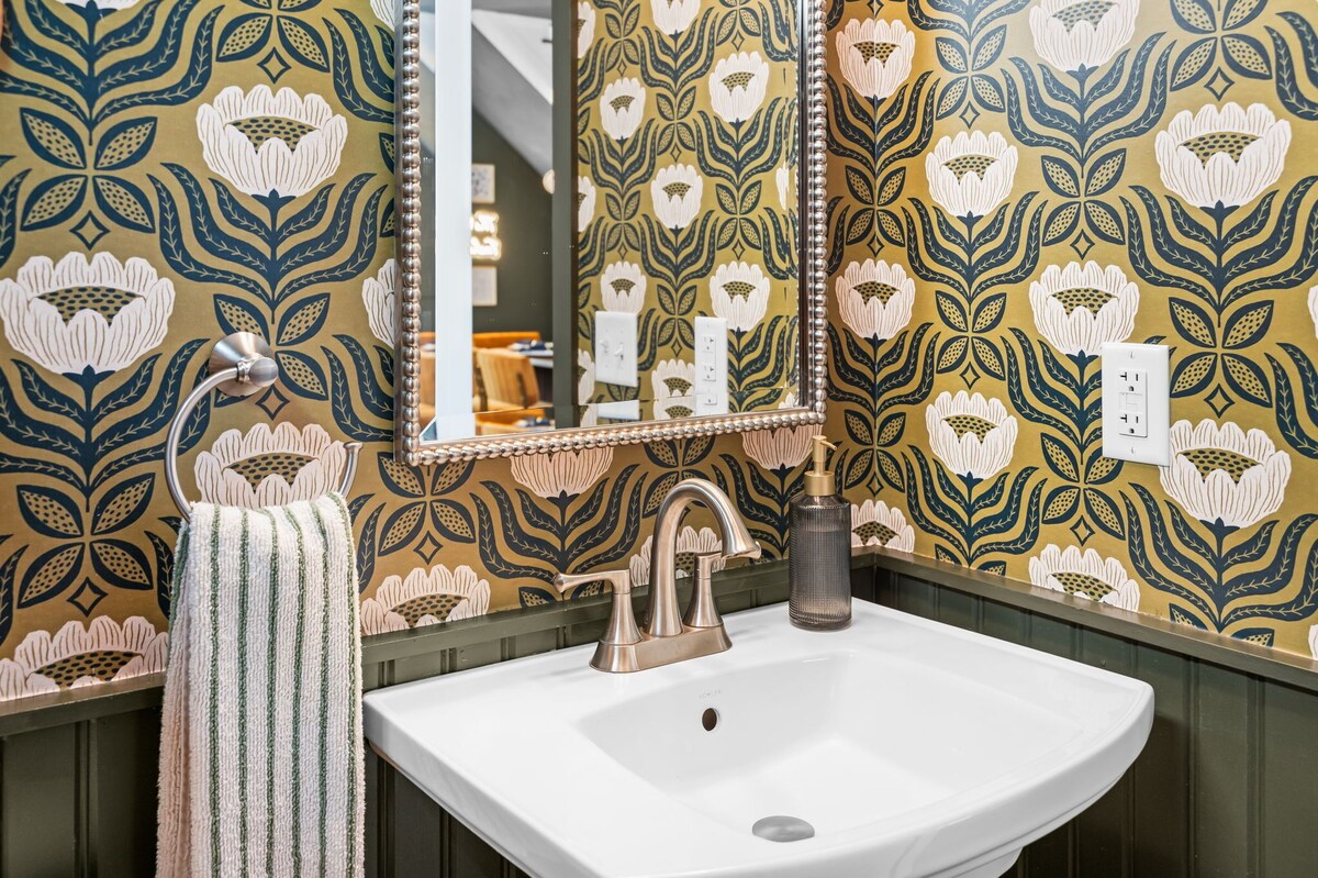 Photo 31 of Designer Spa Retreat Near Historic Downtown! Pets! Luxury Walk to Shops & Dining