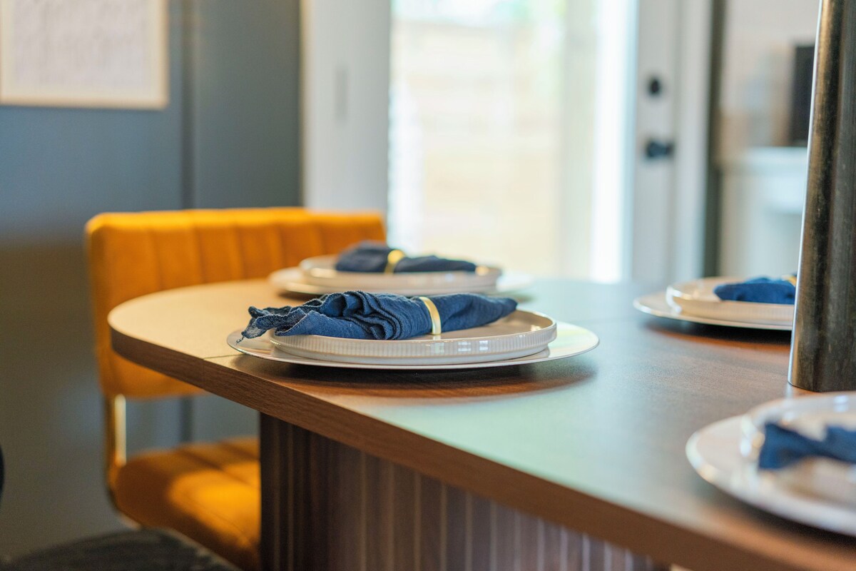 Photo 13 of Designer Spa Retreat Near Historic Downtown! Pets! Luxury Walk to Shops & Dining