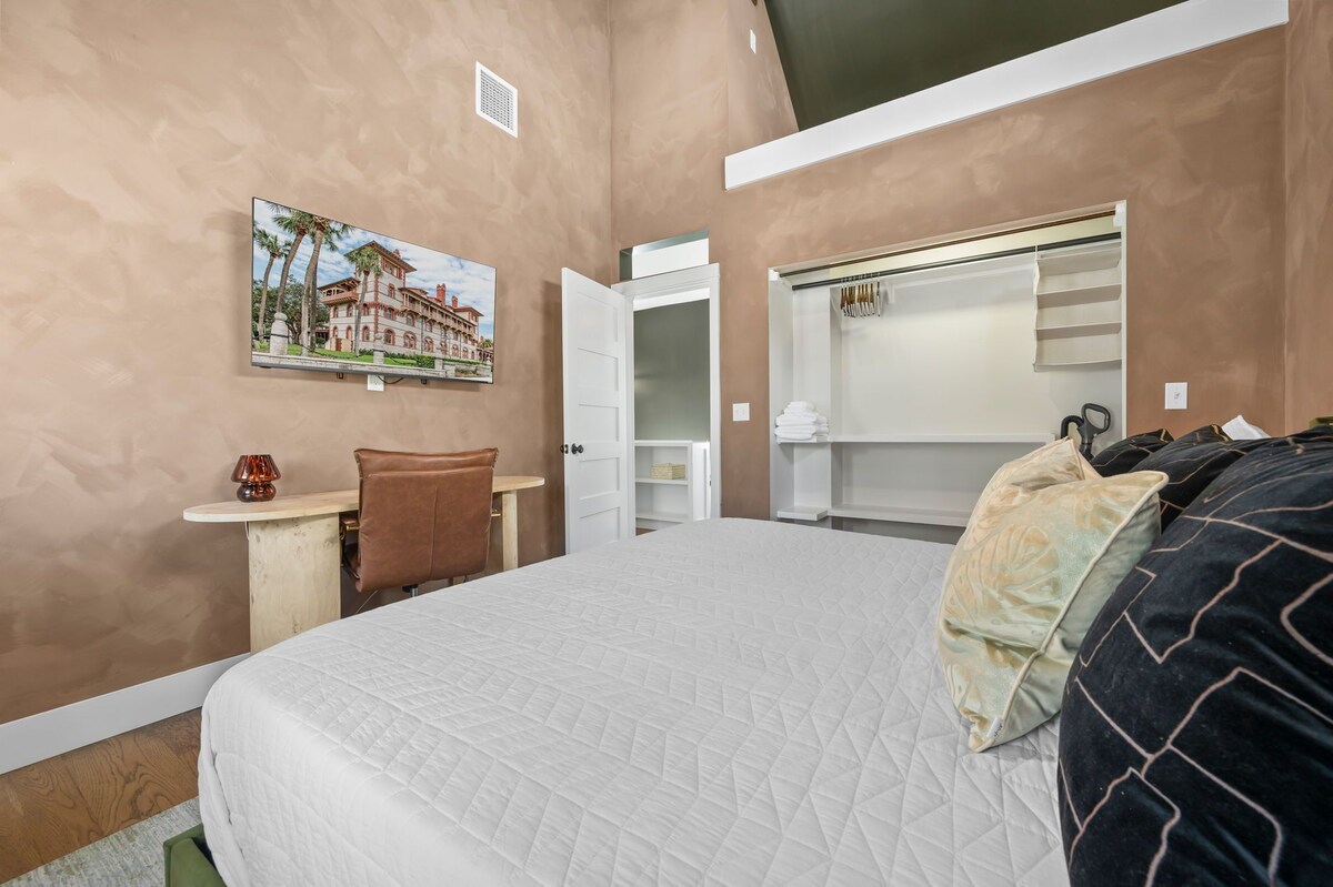 Photo 48 of Designer Spa Retreat Near Historic Downtown! Pets! Luxury Walk to Shops & Dining