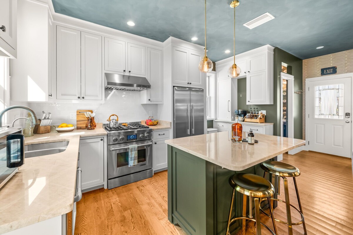 Photo 18 of Designer Spa Retreat Near Historic Downtown! Pets! Luxury Walk to Shops & Dining