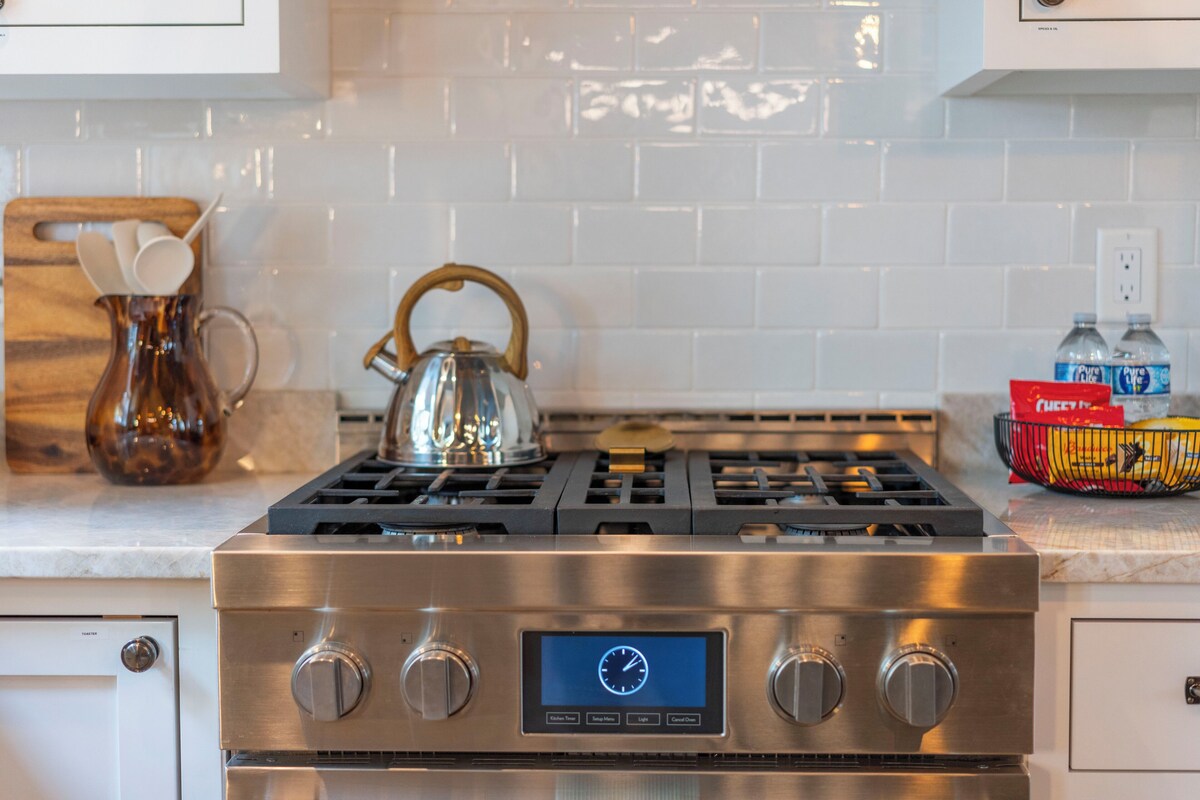 Photo 21 of Designer Spa Retreat Near Historic Downtown! Pets! Luxury Walk to Shops & Dining