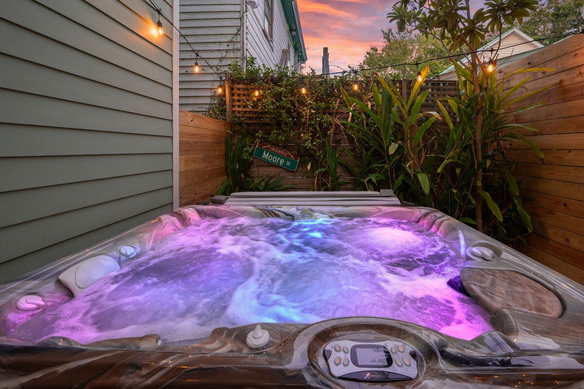 Photo 3 of Designer Spa Retreat Near Historic Downtown! Pets! Luxury Walk to Shops & Dining