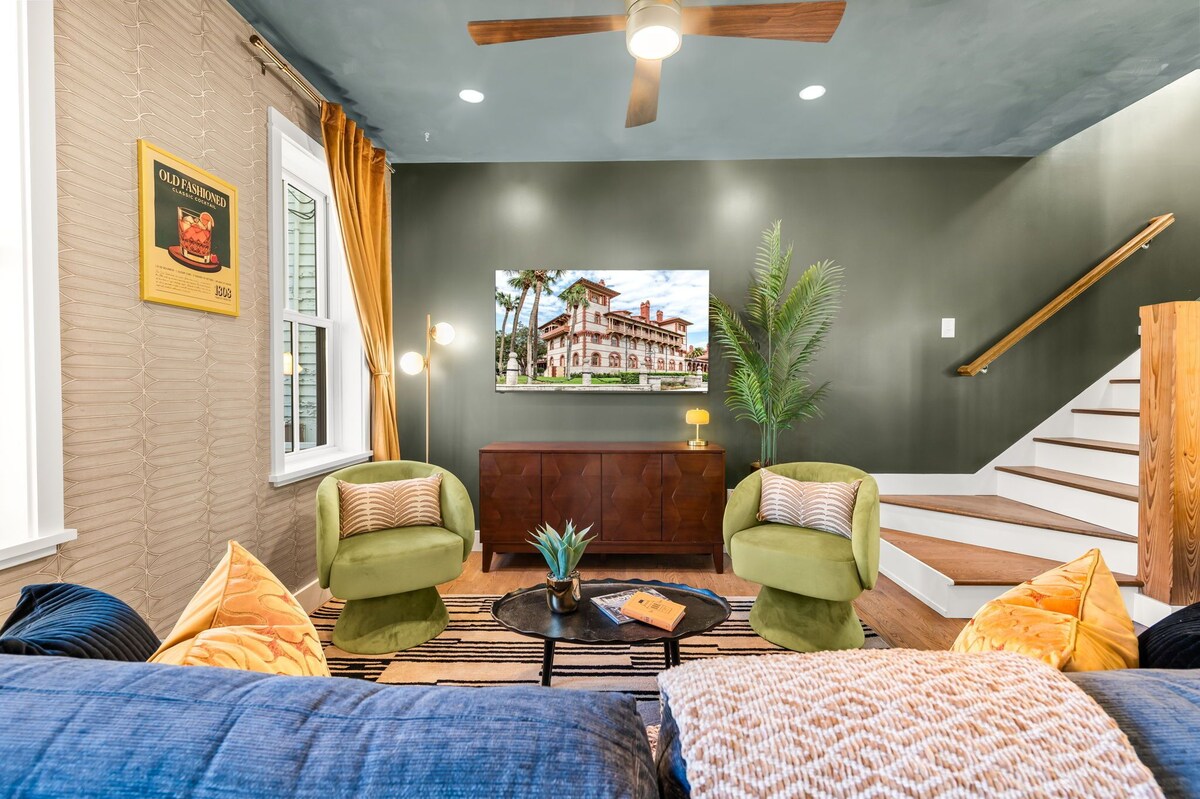 Photo 4 of Designer Spa Retreat Near Historic Downtown! Pets! Luxury Walk to Shops & Dining