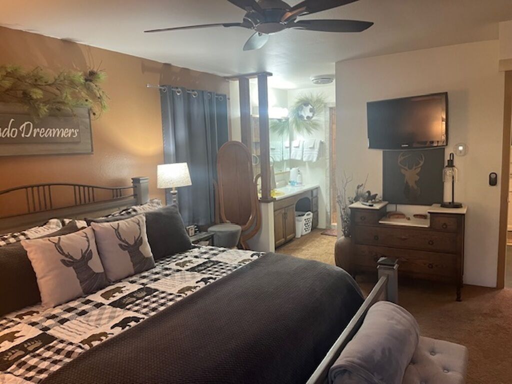 2 bedrooms, WiFi, bed sheets