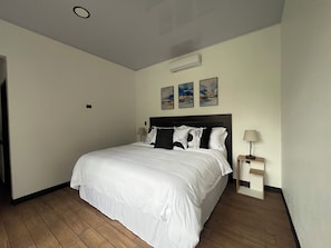 3 bedrooms, WiFi, bed sheets