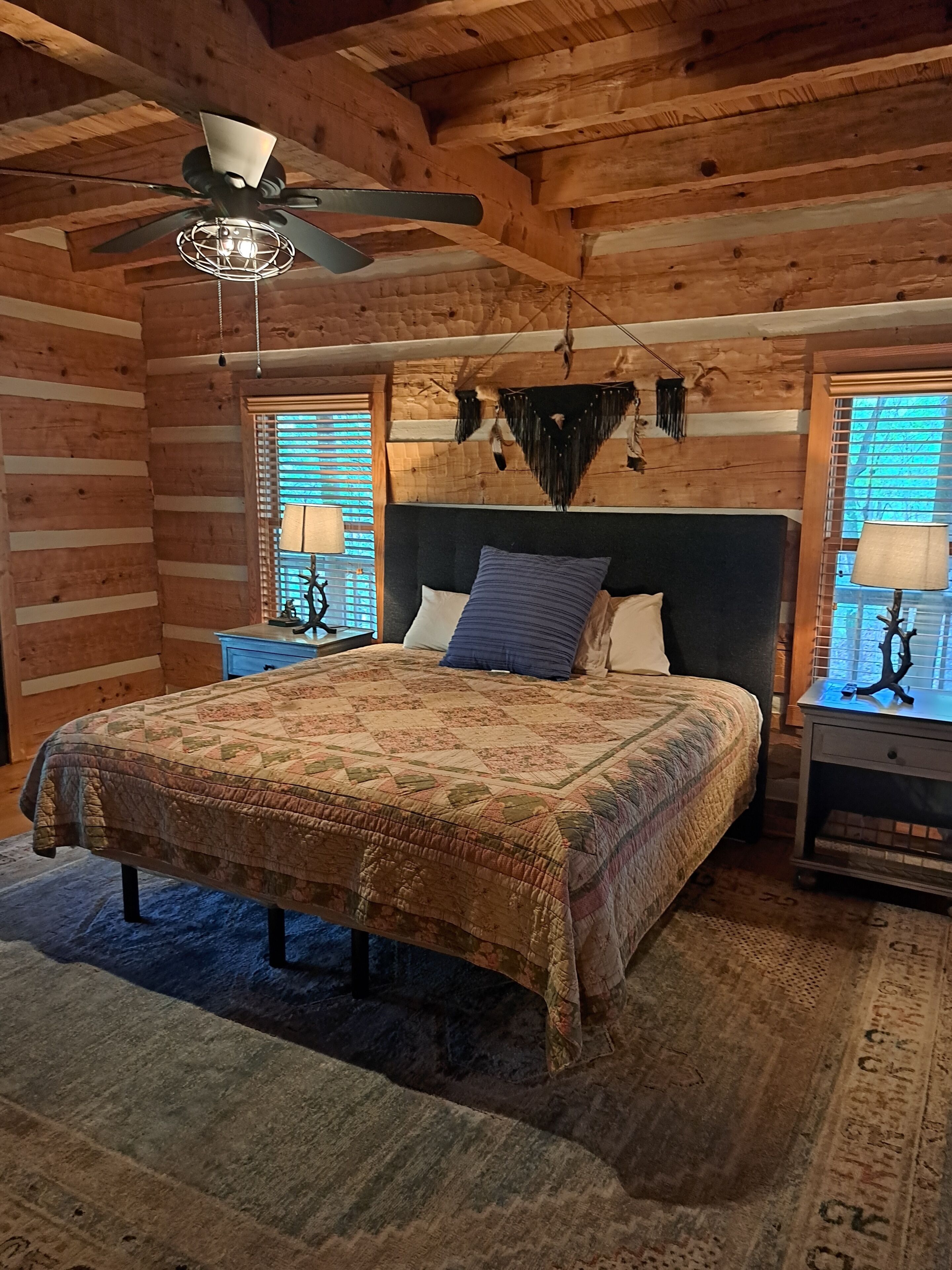 3 bedrooms, internet, bed sheets