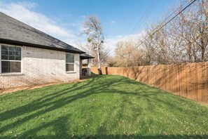 المنطقة المحيطة بالمنشأة