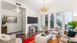 Smart TV, books, stereo - Katy Trail Getaway | Pool |Patio | Billiards (Dallas)