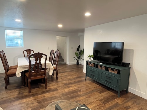 3BR Bungalow 15 mins from Red Rocks & Downtown!