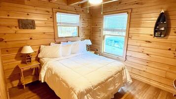 2 slaapkamers, een strijkplank/strijkijzer, wifi, beddengoed