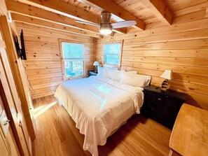 2 chambres, fer et planche à repasser, Wi-Fi, draps fournis