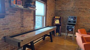 غرفة الألعاب