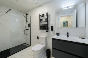 Hair dryer, towels