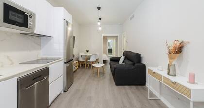 TORREJĂN SUITES APARTMENT. Low 7