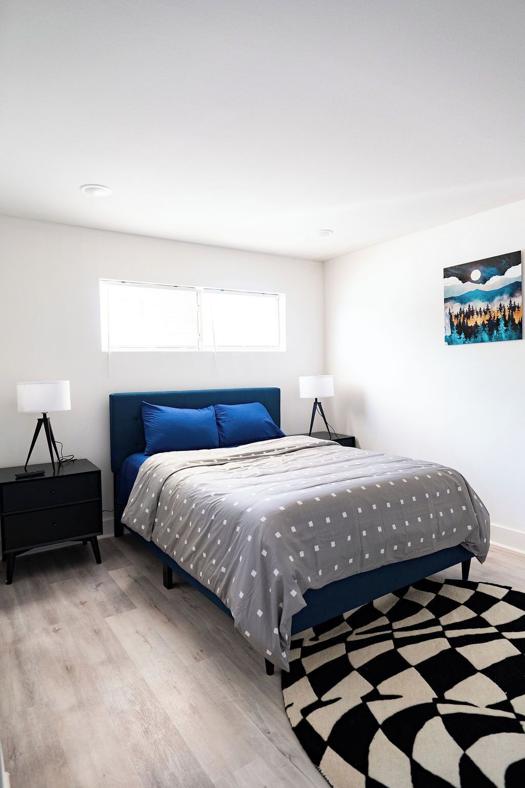 2 slaapkamers, een strijkplank/strijkijzer, wifi, beddengoed