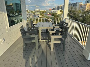 Outdoor dining - 6BR Luxury Home with Private Pool- Walk to Marina and Local Restaurants (Orange Beach)