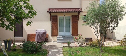Charmant appartement 35 m2 avec terrasse et jardin