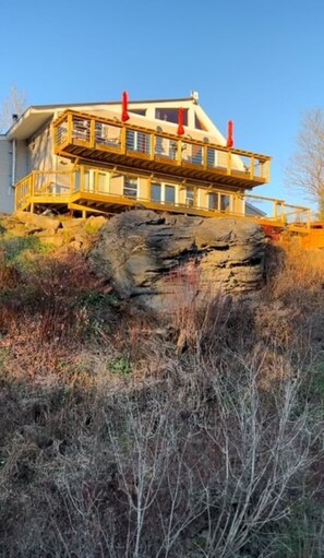 Exterior - Tranquil Woods, Water and Wildlife (Pittsburg)